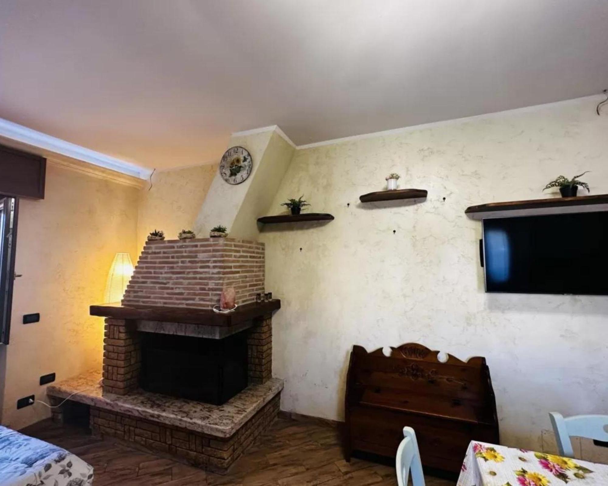 Romano House Фиумичино Екстериор снимка